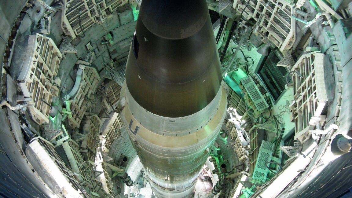Rocket Report: Rocket Lab to demo cargo delivery; America’s new ICBM in trouble