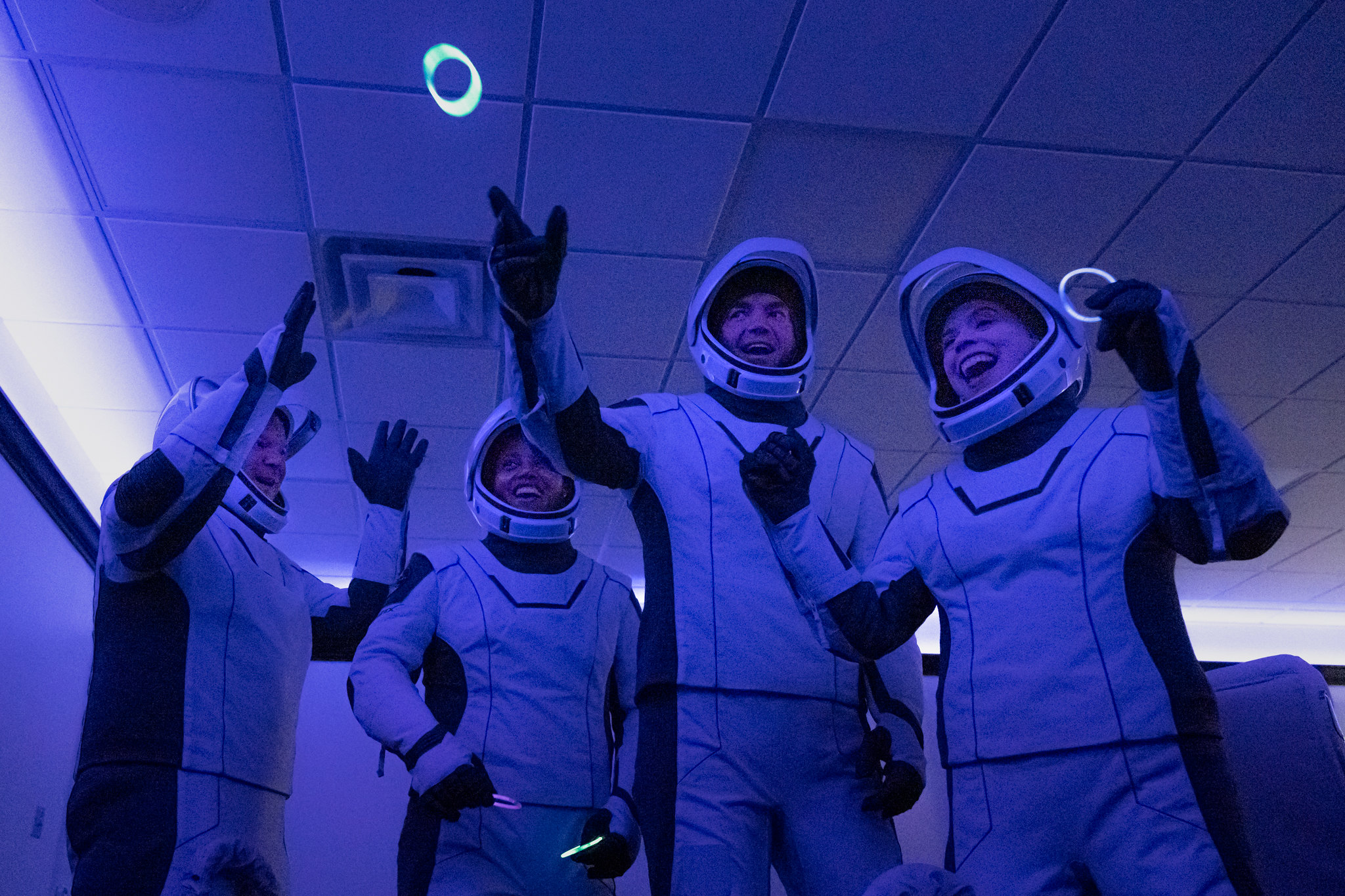 Industry united in push to extend ban on human spaceflight regulations