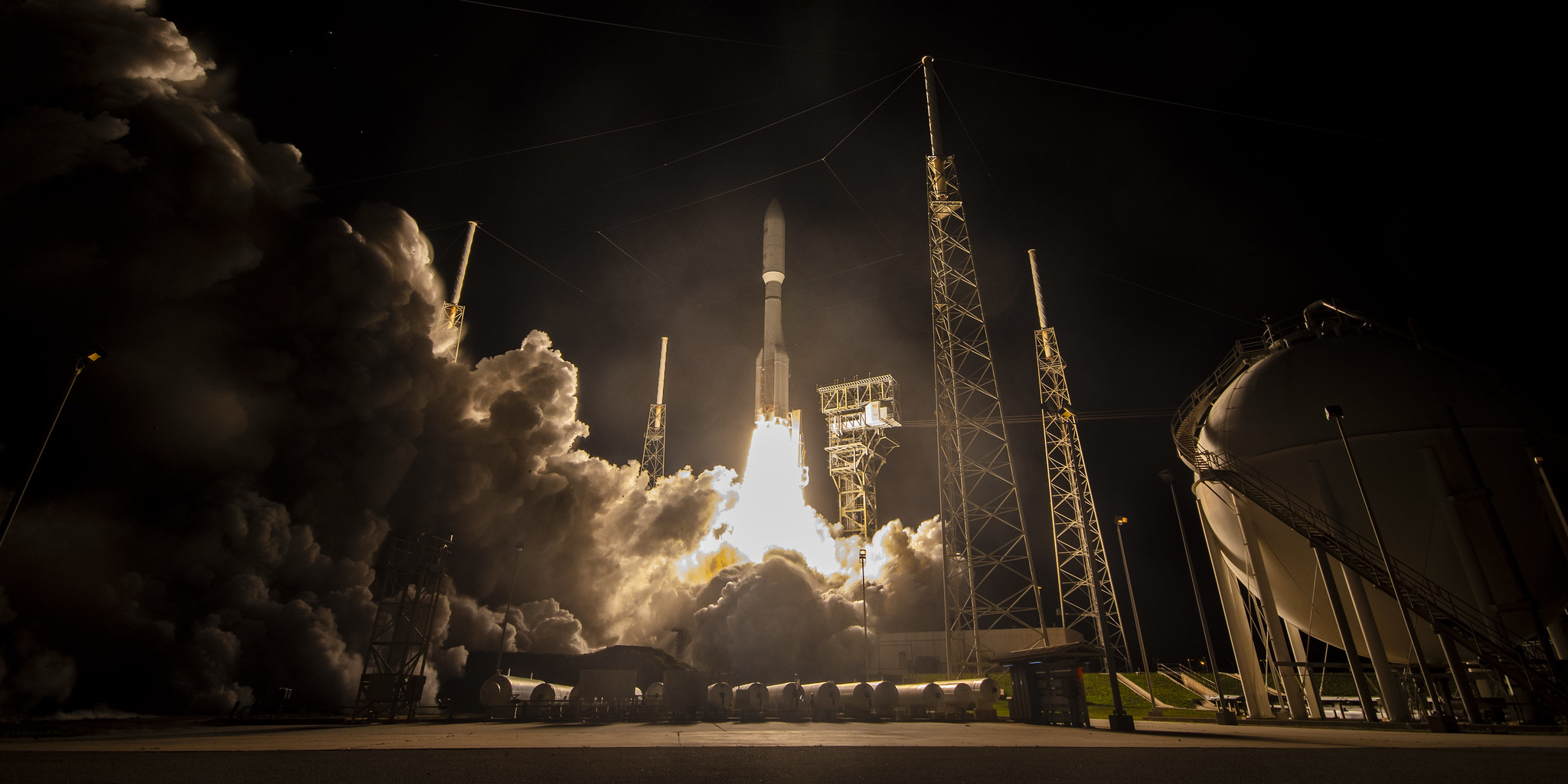 Rocket Report: Chinese version of Falcon 9 fails; Artemis depends on rapid heavy lift