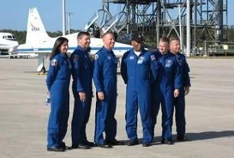 STS-133: EVA-1 completed; Endeavour Rolls to VAB one last time
