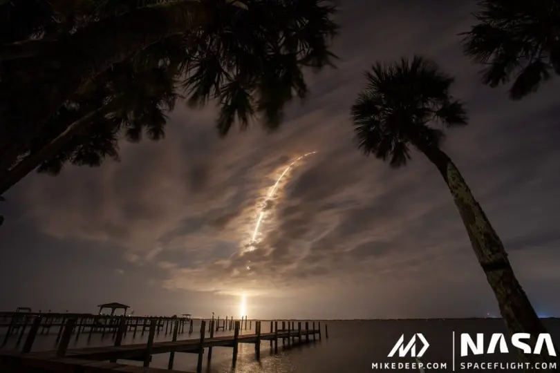 SpaceX Falcon 9 launches JCSAT-18/Kacific-1