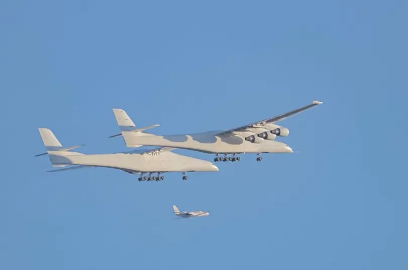 Roc – the world’s largest plane – takes flight ahead of Stratolaunch rocket goals
