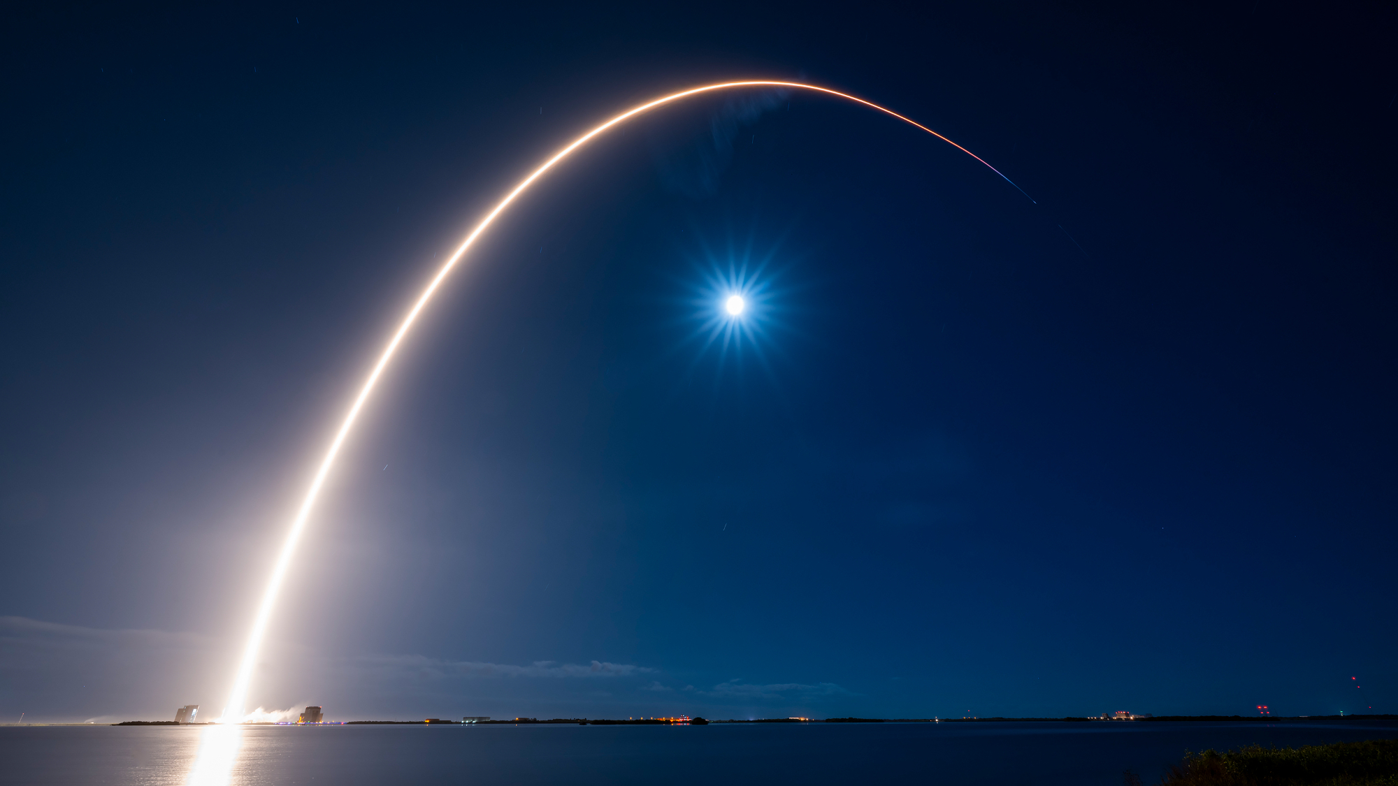 SpaceX Breaks Annual Launch Record with Falcon 9 Mission Carrying 29 Starlink Satellites