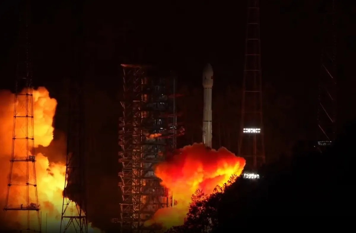 China Launches Tianwen-2 Asteroid and Comet Mission to Expand Planetary Science and Defense Capabilities