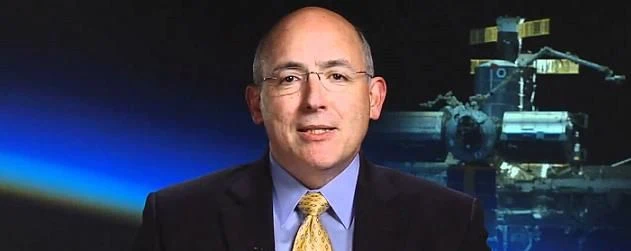 Suffredini leaves NASA – $490m heads to Roscosmos