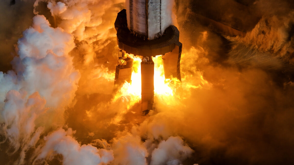 Rocket Report: Next Starship flight to reuse booster; FAA clears New Glenn