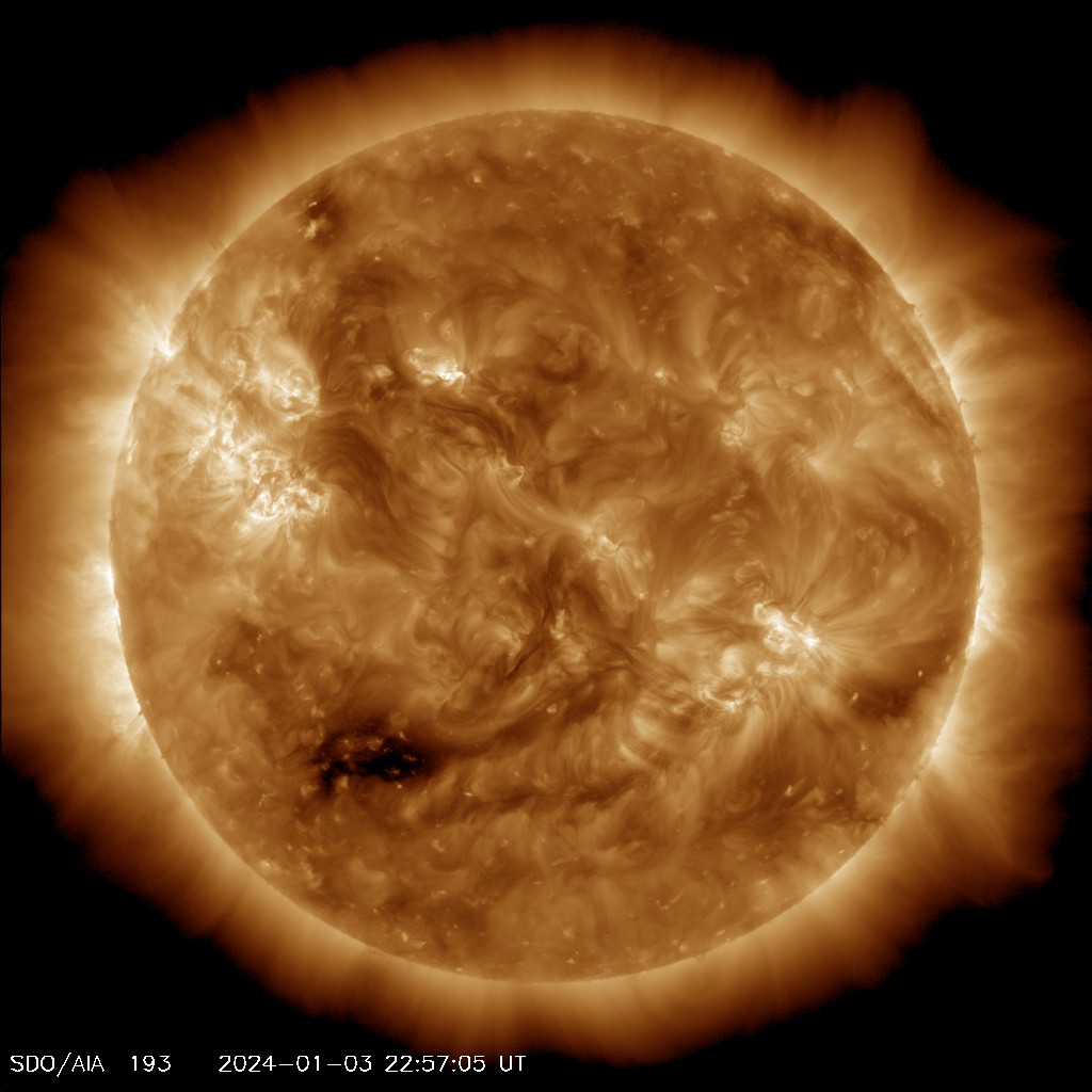 Daily Telescope: A view of our star as Earth reaches perihelion