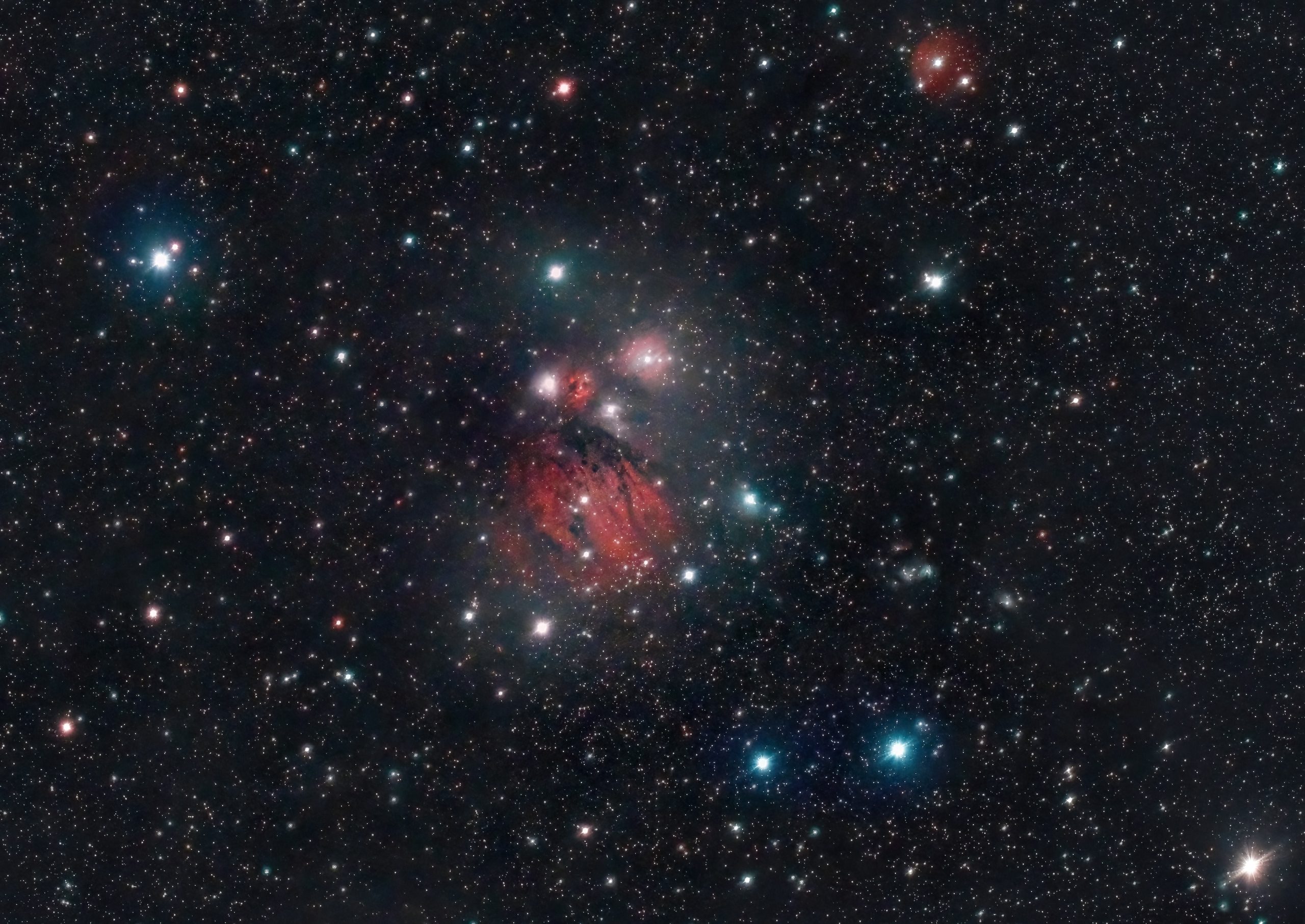 Daily Telescope: A bright nebula in a one-horned constellation
