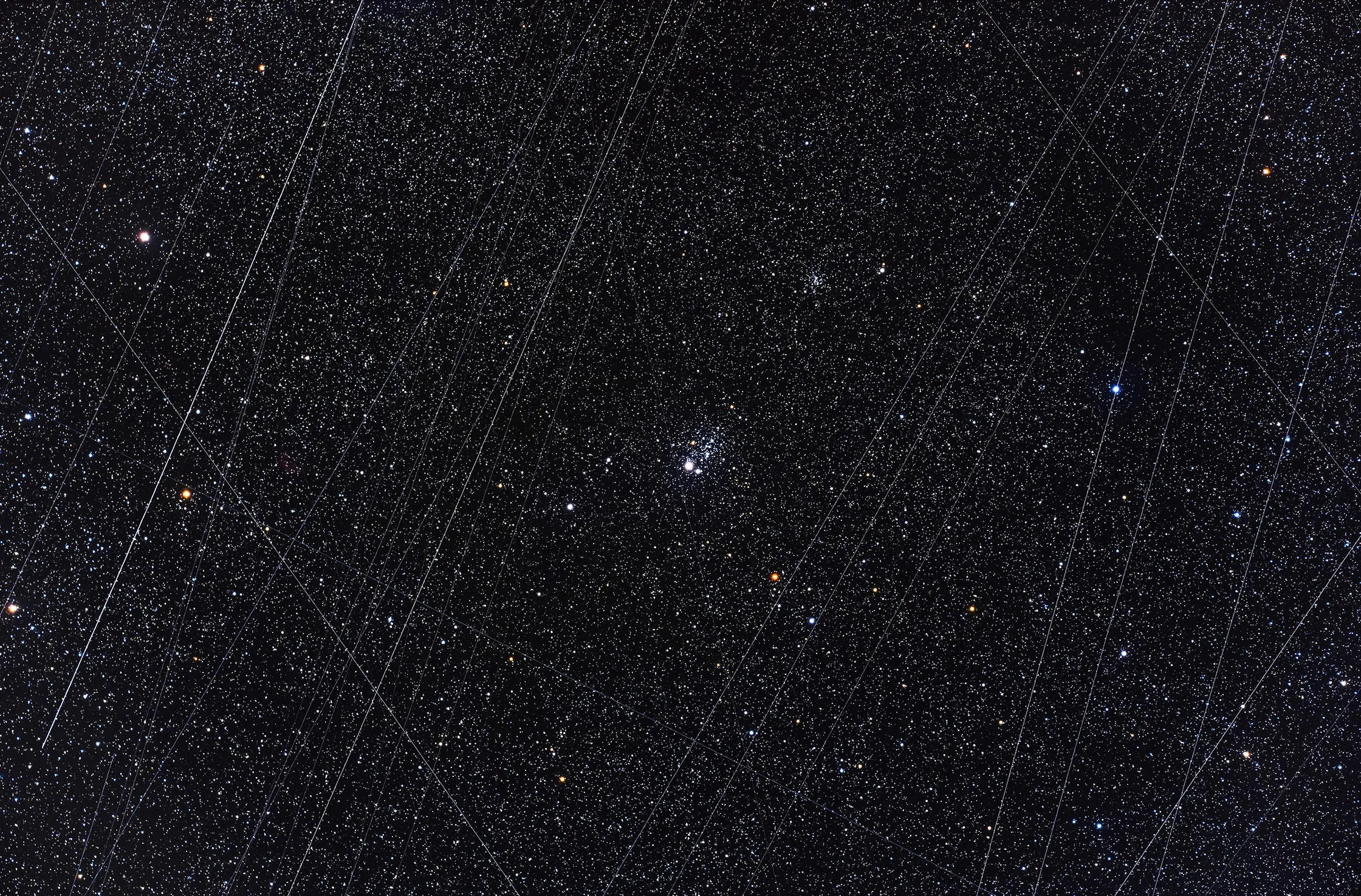 Amazon’s Project Kuiper satellites add to astronomers’ light-pollution woes