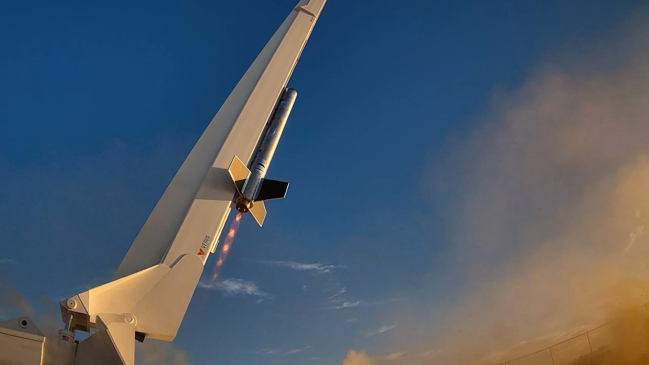 Rocket Report: How is your payload fairing? Poland launches test rocket.