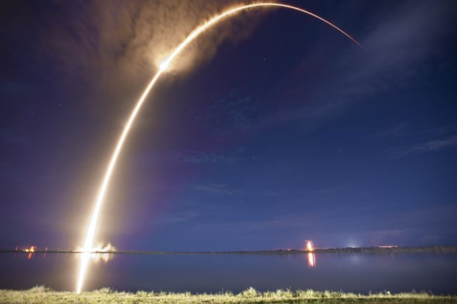 SpaceX Successfully Launches AsiaSat 6/Thaicom 7
