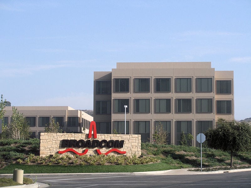 Broadcom Announces First Quarter Financial Results
