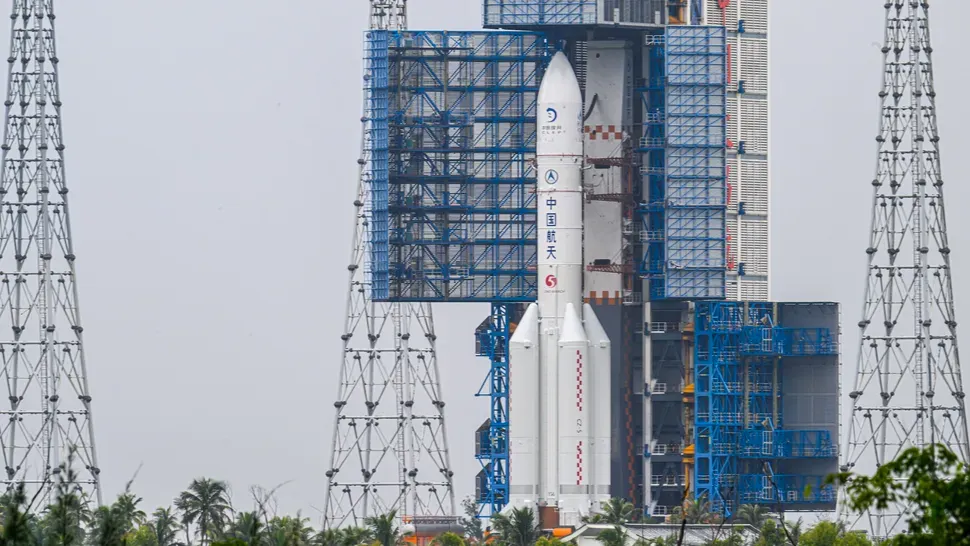 China Delays Historic Chang’e-7 Lunar South Pole Mission as Tropical Storm Narra Disrupts Launch Plans
