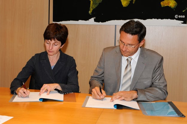 MDA Signs Contract to Build Subsystems for EDRS C Telecommunication Satellite