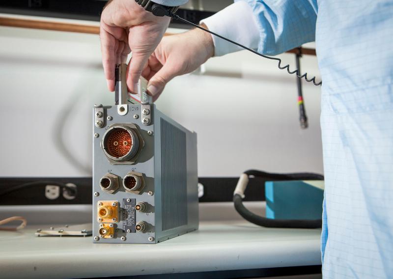 Raytheon GPS Receiver Surpasses Air Force Requirements