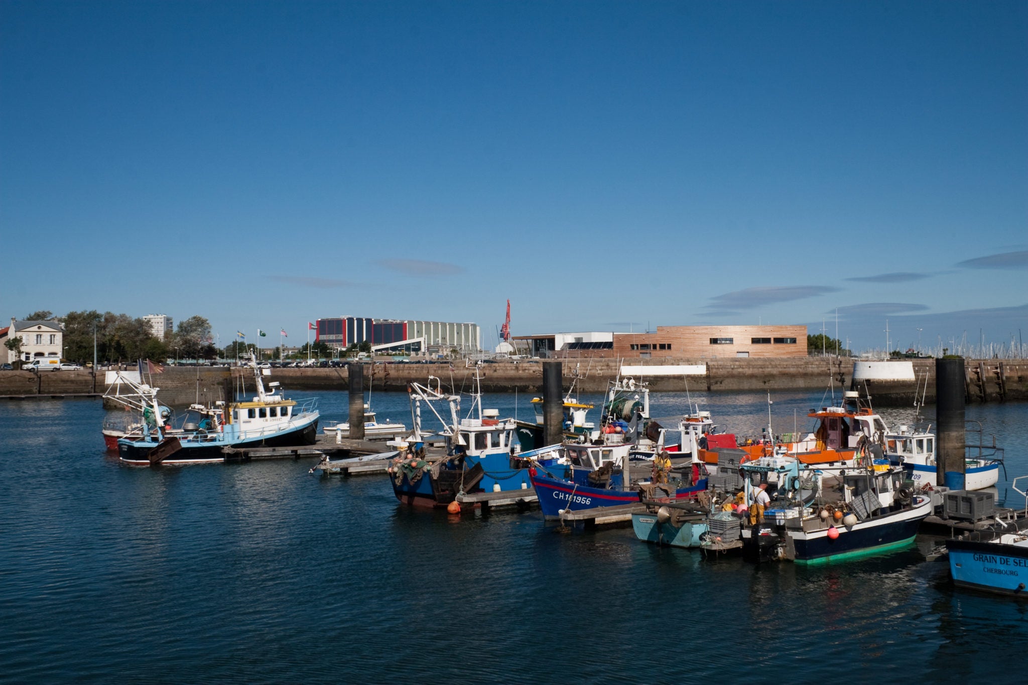 Inmarsat Maritime to Provide Communications Services to Small Vessels
