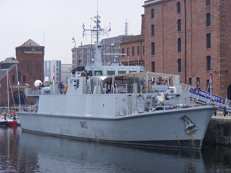 Airbus Delivers Satellite Communications to Four UK Royal Navy Vessels