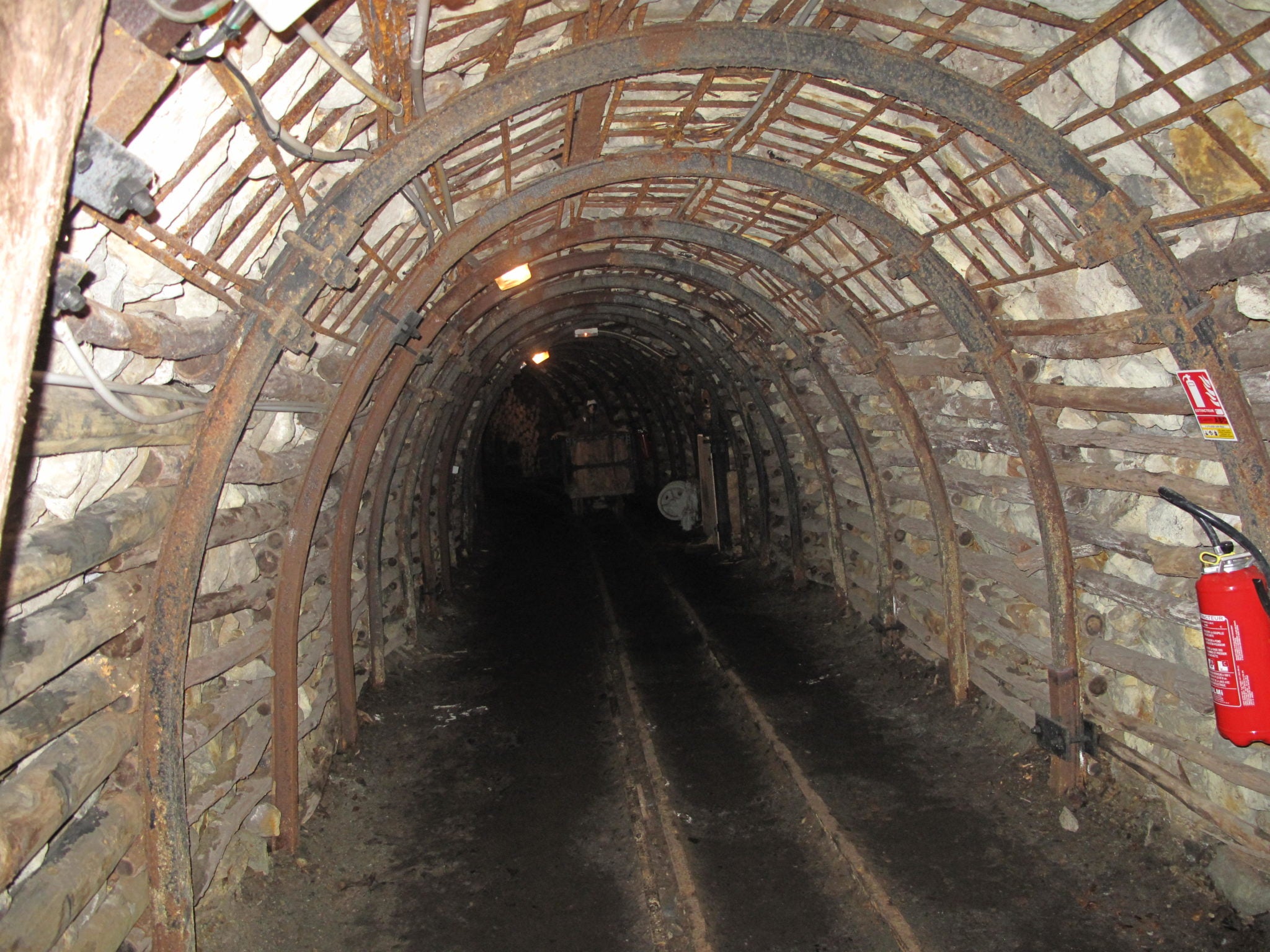 Gilat Introduces Satellite Phone Service for African Underground Mines