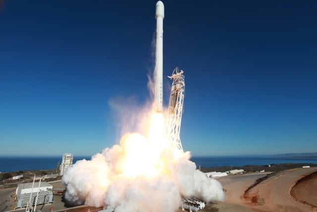 SpaceX’s Falcon 9 Launch Helps Prepare for Upcoming SES 8 Launch