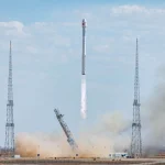 Zhuque-2E Y7 Launches 10 Qianfan Satellites in Single Mission